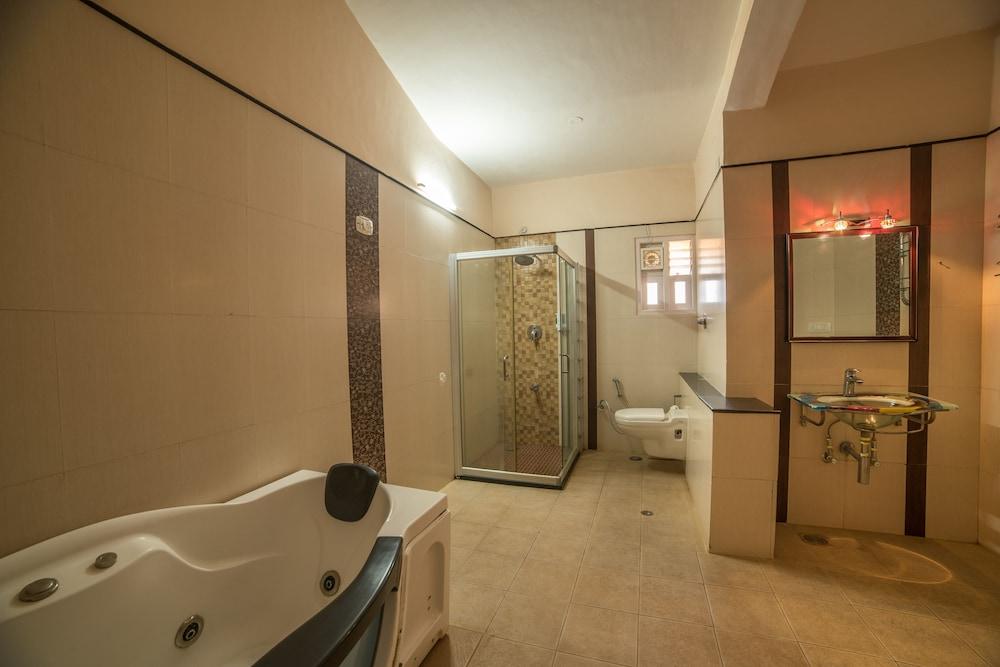 Vijayshree Resort And Heritage Village Hospet Bagian luar foto